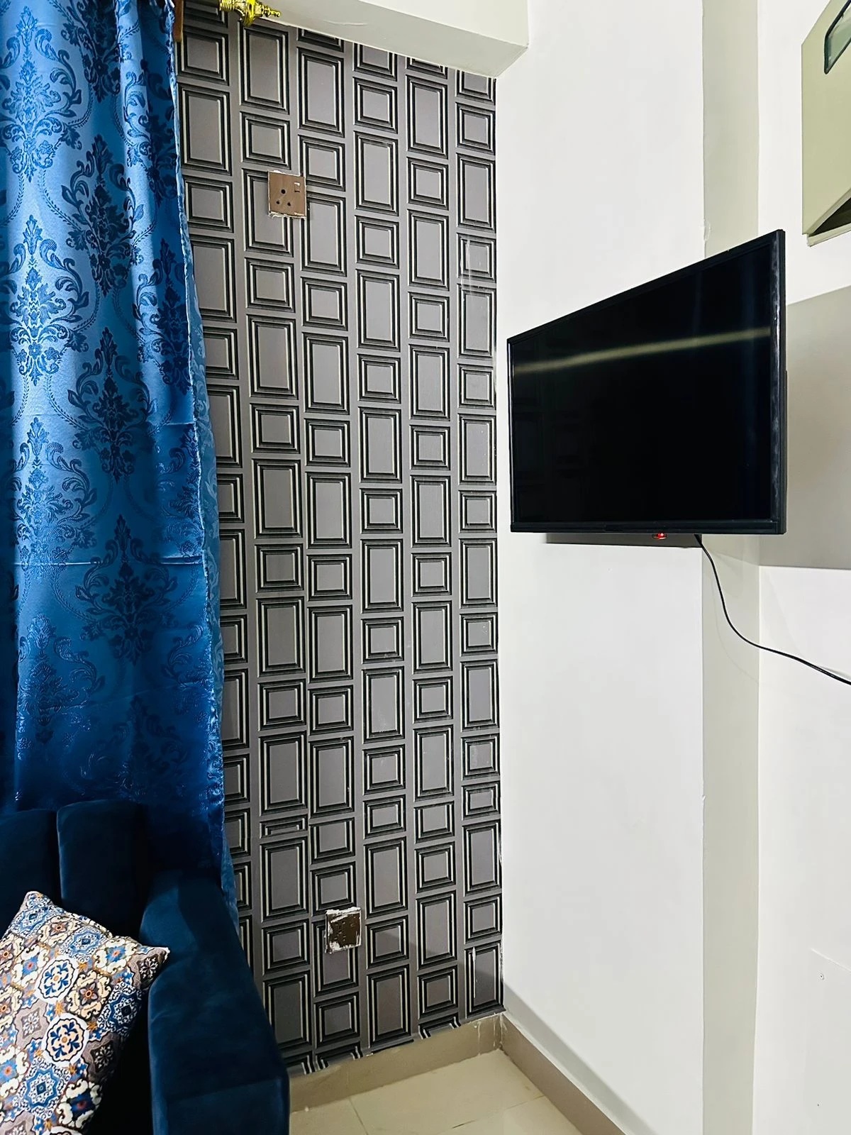 One Bed Fully Furnished For Rent